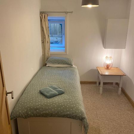 Spacious 2 Bedroom Apartment Near Seafront 彭赞斯 外观 照片